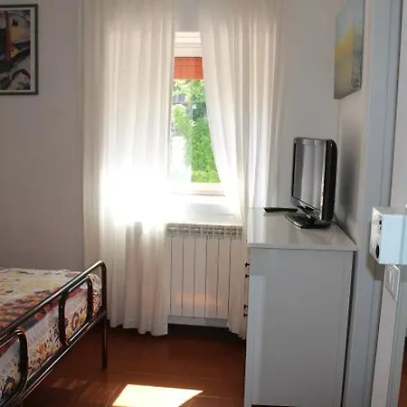 Trilo Denilda Lägenhet *